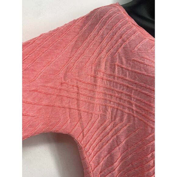 Chicos Women Top Size 2 Medium Pink Short Dolman Sleeve Texture Casual Pullover - Picture 4 of 9